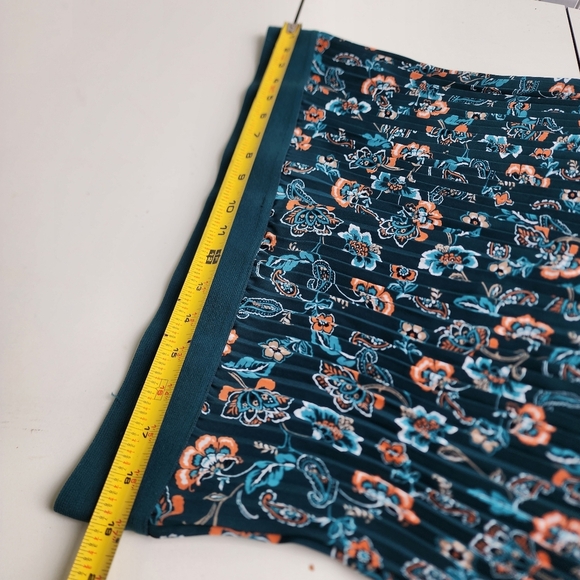 J.Jill Women’s Midi Skirt Wearever  Collection Green Paisley Floral Pleated XL - Picture 5 of 9